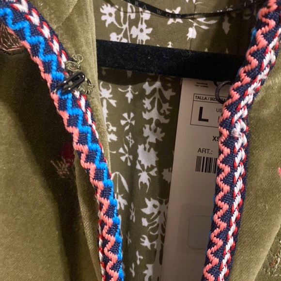 Zara Woman Velvet Embroidered Beetles Flowers Blazer in Johnny Was style - Picture 8 of 12